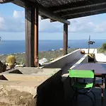 Antico Dammuso Al Tramonto * San Michele (Pantelleria)